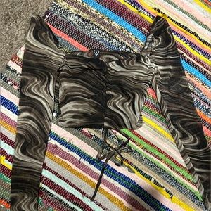 Windsor Cropped Long-Sleeve Marble Shirt